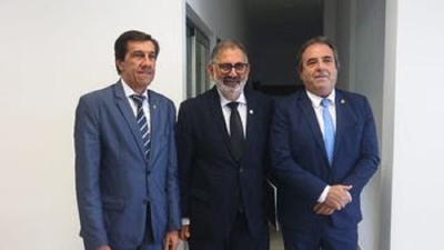 El gobernador Sadir acompañó al intendente Jorge en la apertura de sesiones ordinarias