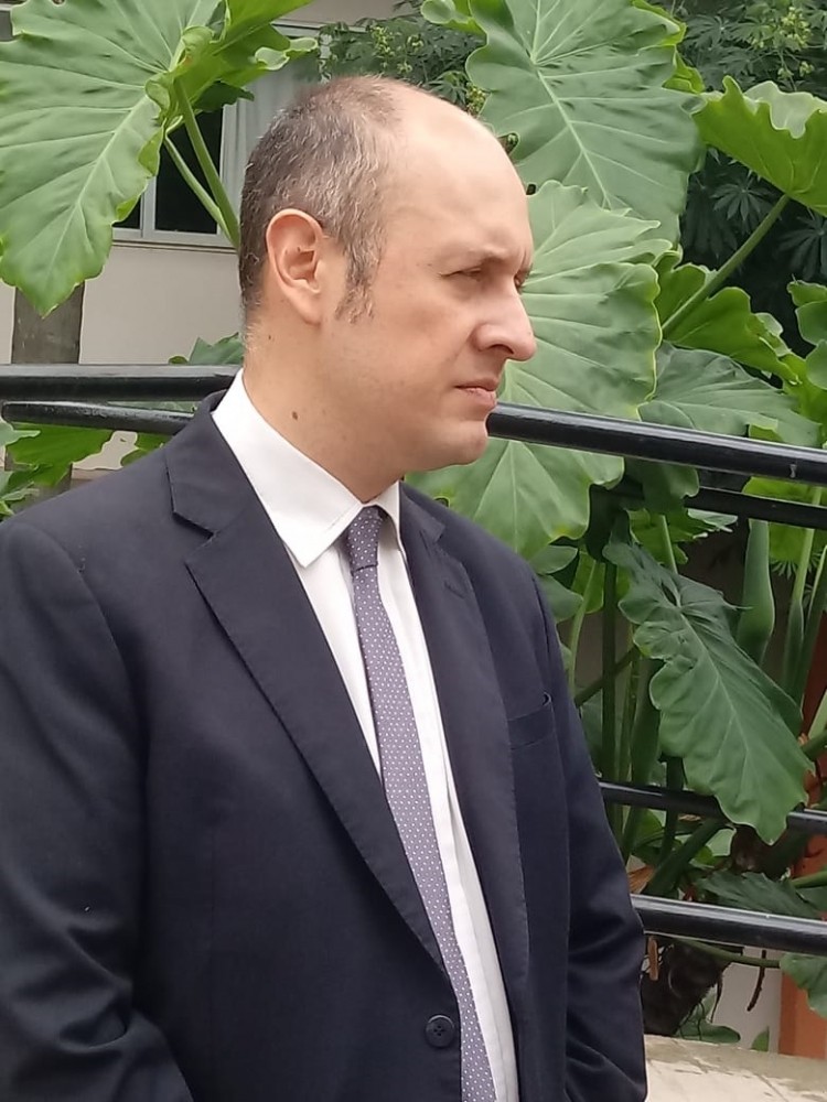 Impulsa que se dejen de cobrar las tarjetas de estacionamiento