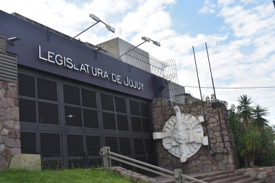En la Legislatura analizan proyecto para incluir talleres de lenguaje de se&ntilde;as argentina y rasgos culturales en la curr&iacute;cula