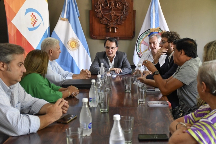 Ediles se reunieron con empresarios y la UTA en la primera mesa de di&aacute;logo