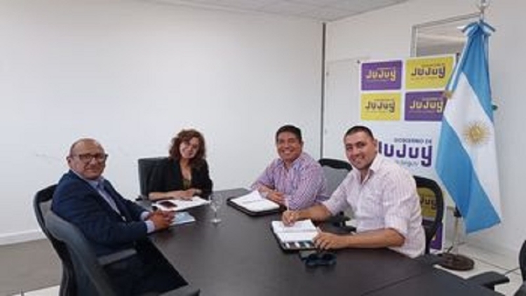 Di&aacute;logo con comisionados para fortalecer Pol&iacute;ticas Educativas