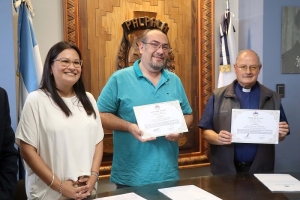 El intendente Rivarola recibió la ley 6476 que declara al santuario de río blanco patrimonio histórico cultural