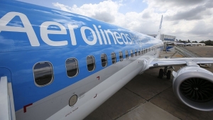Aerolíneas Argentinas anunció un segundo vuelo especial para el jueves desde Miami