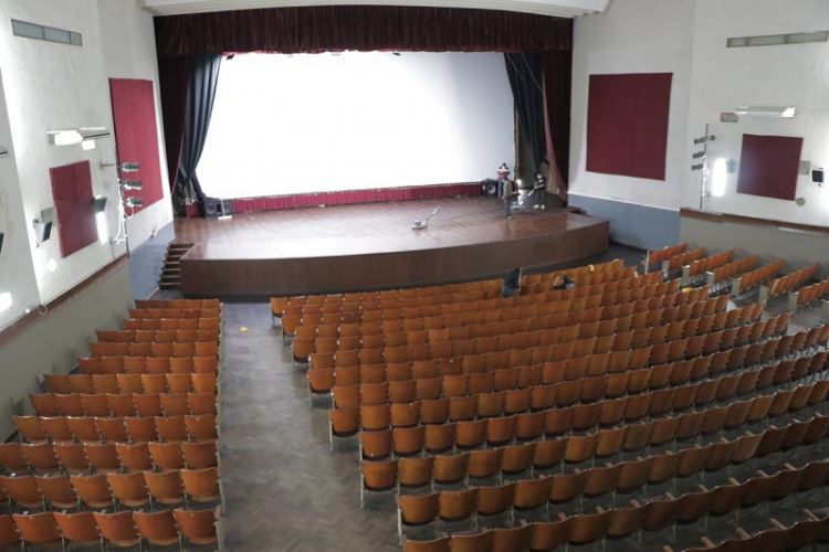 El Cine Teatro AHZ en óptimas condiciones para recibir a los espectadores