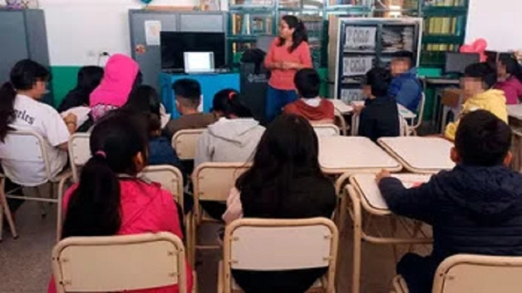 Huertas agroecol&oacute;gicas: prosigue la capacitaci&oacute;n en nivel inicial y primario