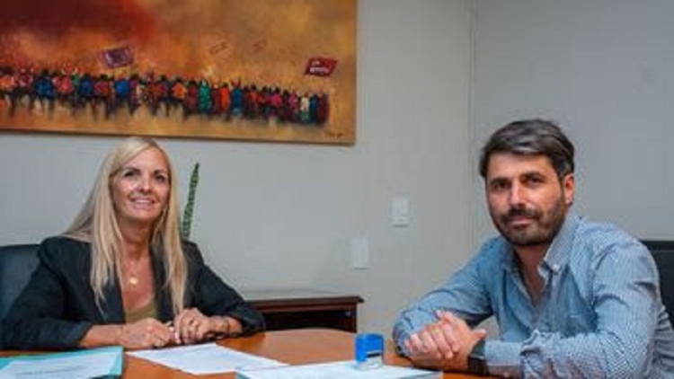 Entrega de certificados para promocionar las inversiones y el empleo