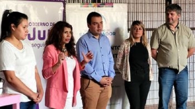 Capacitan a operadores en prevenci&oacute;n y posvenci&oacute;n del suicidio