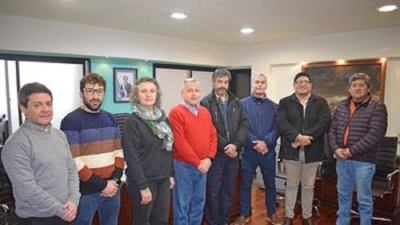 El IVUJ, la UNJu y la Facultad de Ciencias Econ&oacute;micas diagraman acciones en com&uacute;n