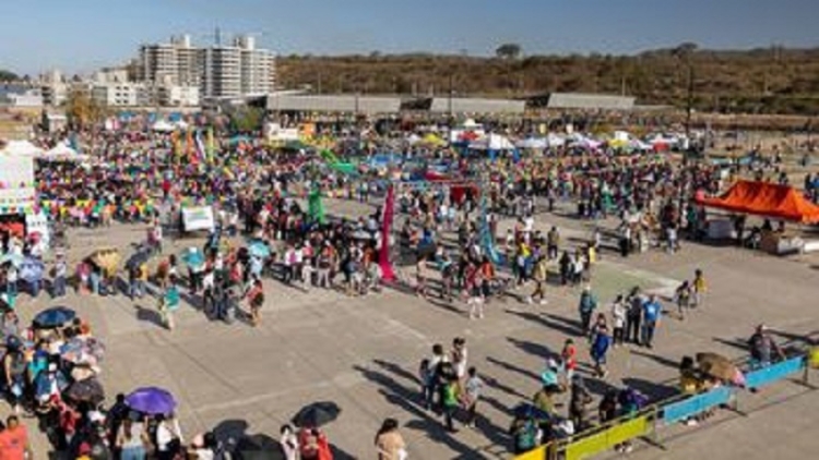 Multitudinaria convocatoria al Festival de la Niñez en Ciudad Cultural