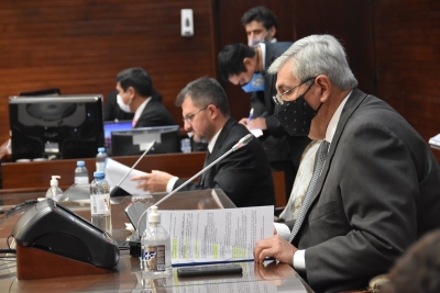 La Legislatura ratific&oacute; la obligatoriedad de vacunaci&oacute;n para los empleados de la administraci&oacute;n p&uacute;blica