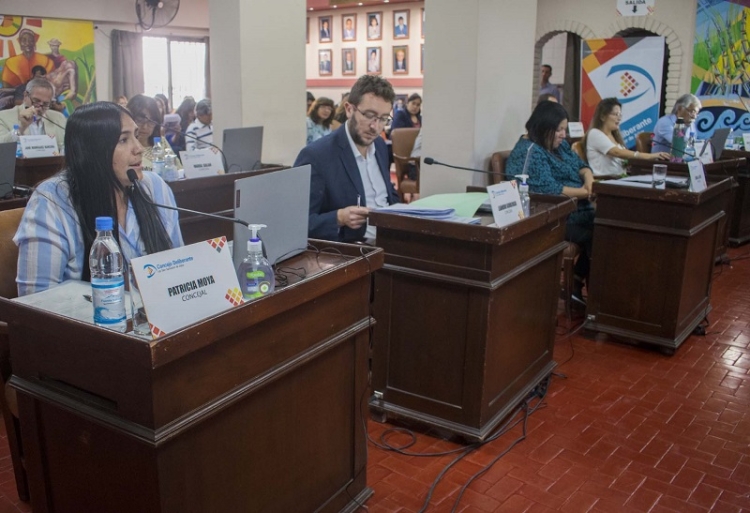 Tom&oacute; estado parlamentario el presupuesto municipal y la ordenanza impositiva