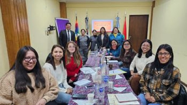 Estudiantes universitarios avanzan en sus pr&aacute;cticas profesionales en materia de Derechos Humanos