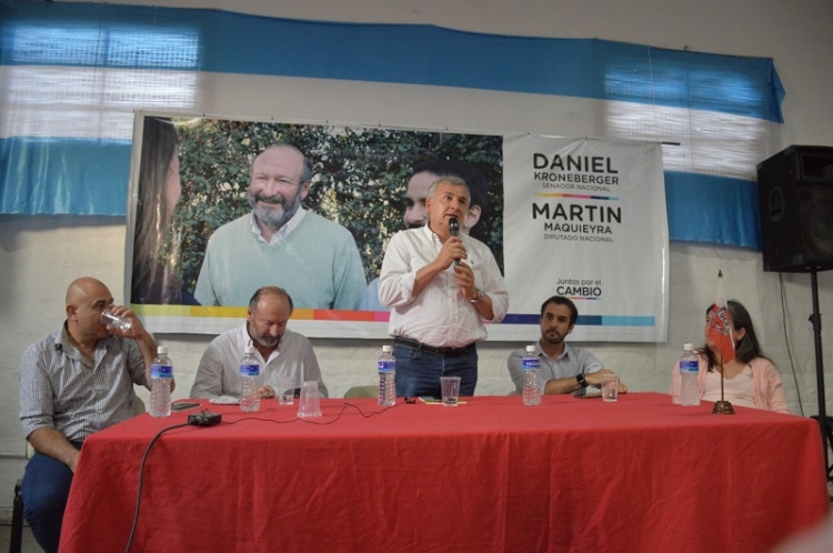 Morales expuso en Macachín su visión de desarrollo económico y social sustentable