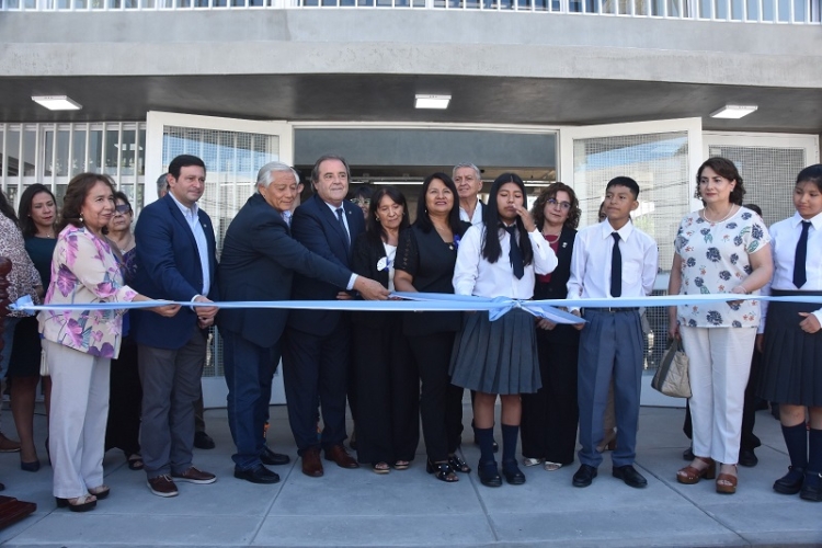 El vicegobernador presidi&oacute; el inicio del ciclo lectivo 2025