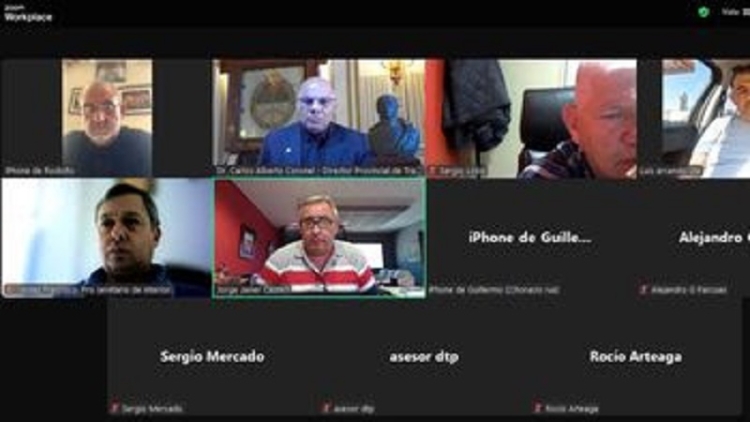 El Gobierno logr&oacute; el consenso para levantar el paro de transporte