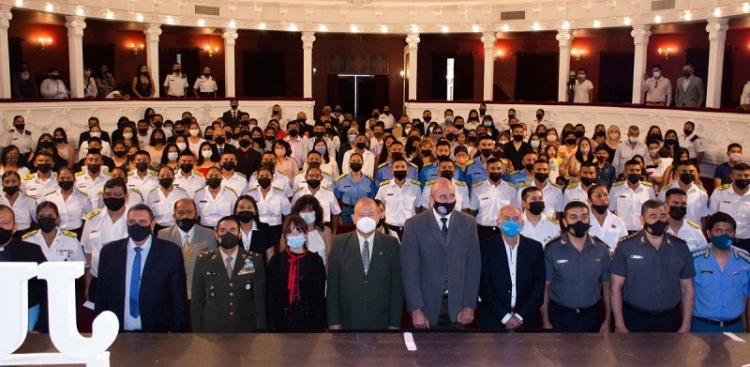 Egresaron oficiales de la Tecnicatura Superior en Seguridad P&uacute;blica