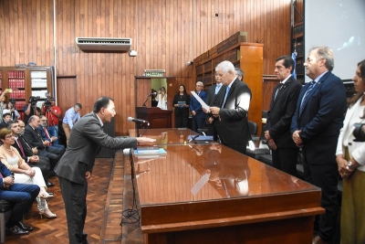 Con la participaci&oacute;n del vicegobernador Alberto Bernis asumieron nuevos jueces