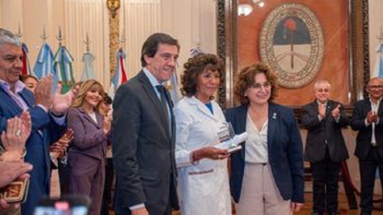 Se conmemor&oacute; el d&iacute;a del maestro con entrega de reconocimientos