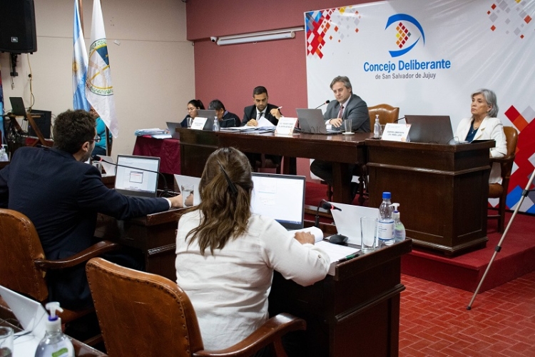 Aprobaron la ordenanza que simplifica el procedimiento para la habilitaci&oacute;n de actividades comerciales