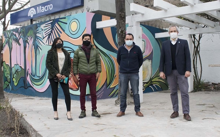 Nuevo mural en el acceso al Concejo Deliberante