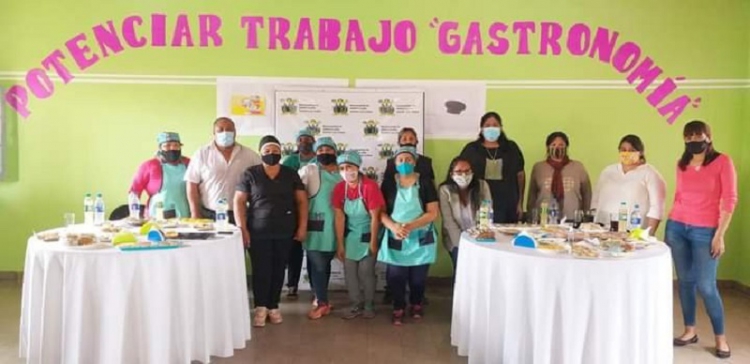 Proyectos Gastron&oacute;micos de "Potenciar Trabajo" tienen &oacute;ptimo desempe&ntilde;o comunitario en Santa Clara