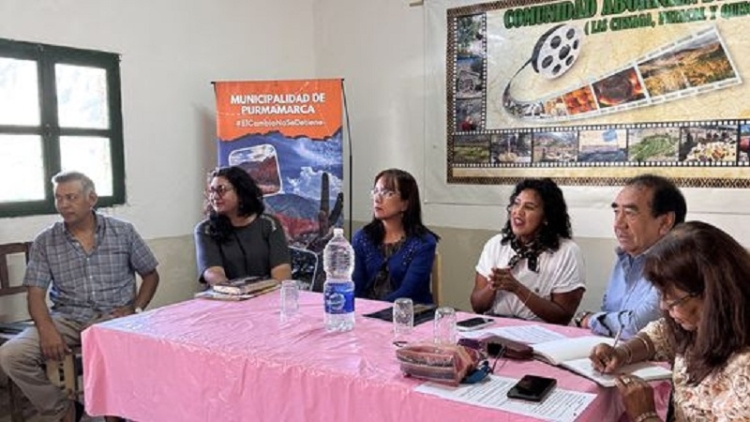 Reuni&oacute;n intersectorial para el abordaje integral de la presencia de loros que afectan cultivos