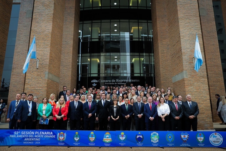 Culmin&oacute; la 52&deg; Sesi&oacute;n Plenaria del Parlamento del Norte Grande en Misiones