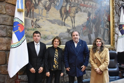 El Vicegobernador recibi&oacute; a la directora de la Red Latinoamericana de Acogimiento Familiar