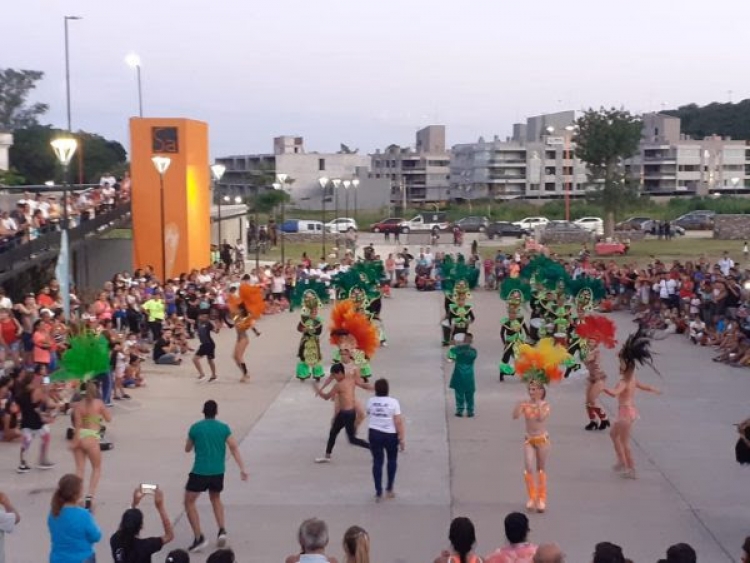 El “fitness energía viva en verano” fue una verdadera fiesta en la Ciudad Cultural