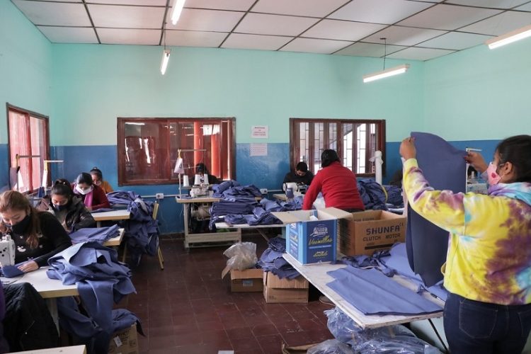 Palpalá: produce indumentaria para los agentes municipales
