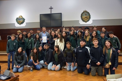 Estudiantes del Jos&eacute; Hern&aacute;ndez visitaron la casa de todos los juje&ntilde;os