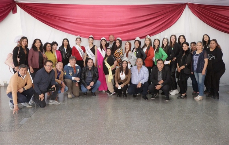 Palpal&aacute; se prepara para elegir a su reina departamental