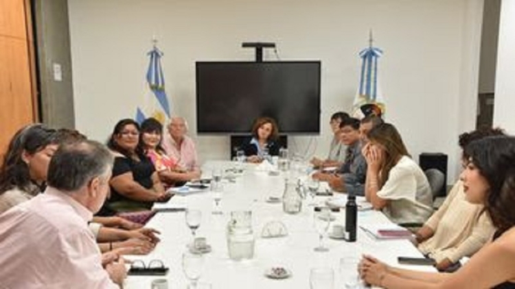 Anuncian Centro de Verano en Perico
