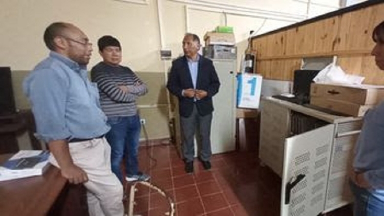 Equipo ministerial visitó escuelas de la Quebrada