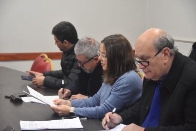 La Comisi&oacute;n de Asuntos Institucionales emiti&oacute; despacho a varios proyectos