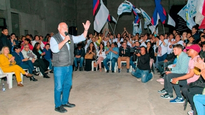 Candidatos del Frente Cambia Jujuy recibieron apoyo de los periqueños