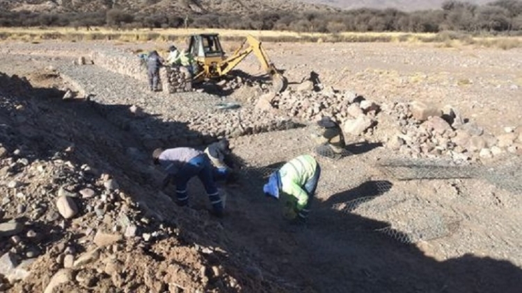 Agua potable para la gente: se trabaja en importantes obras para aumentar el servicio en Humahuaca