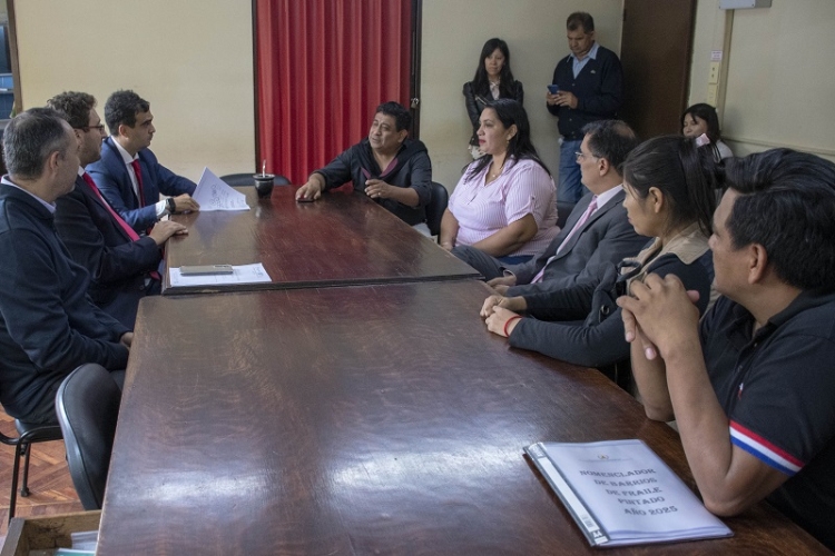 Autoridades del Ejecutivo y Legislativo de Fraile Pintado visitaron a sus pares de Capital