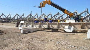 Ciudad Deportiva: obras de armado del arco central de la cubierta Estadio