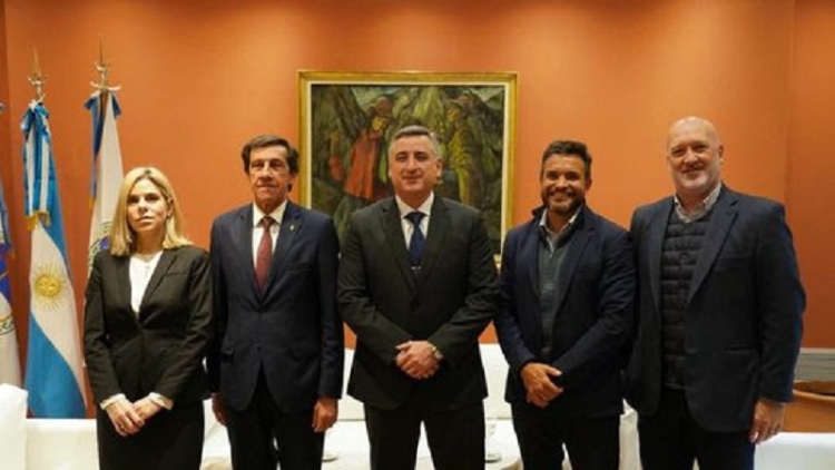 Desde noviembre Jujuy y Paraguay se conectar&aacute;n v&iacute;a a&eacute;rea