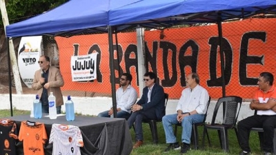 El Gobierno de la Provincia contin&uacute;a con la entrega de subsidios para fortalecer a los clubes deportivos