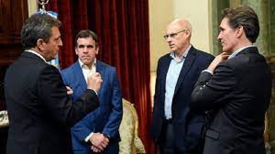 Massa confirm&oacute; la eliminaci&oacute;n de las retenciones a las exportaciones incrementales de autos