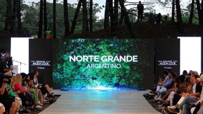 Dise&ntilde;adores del Norte Grande se lucen en "Pinamar Moda Look"