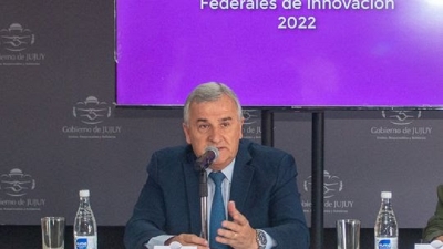 Morales entreg&oacute; recursos para el desarrollo de proyectos de innovaci&oacute;n