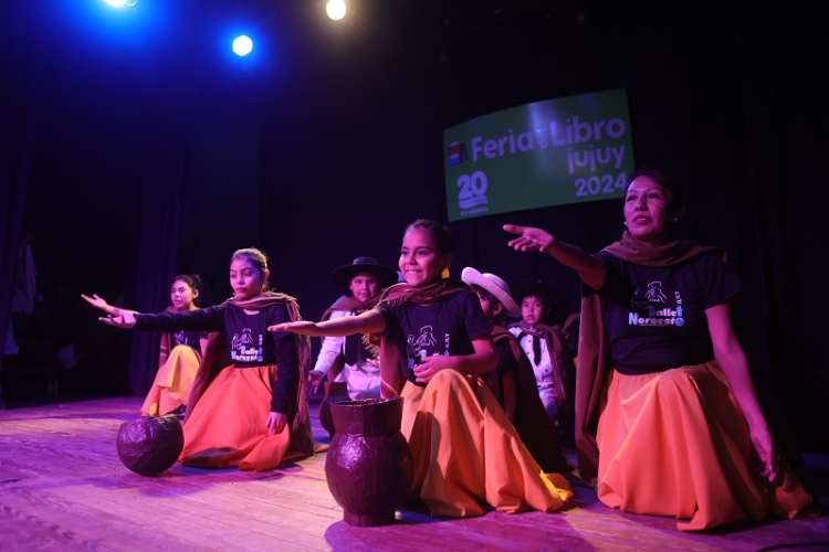 Gran convocatoria de p&uacute;blico en la 20 Feria del Libro Jujuy