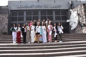Jóvenes candidatas a Embajadora de la FNE por el Departamento Cochinoca visitaron la Legislatura
