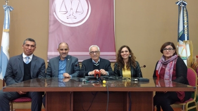 Importante actividad acad&eacute;mica en el CAJ con la presencia de H&eacute;ctor Recalde