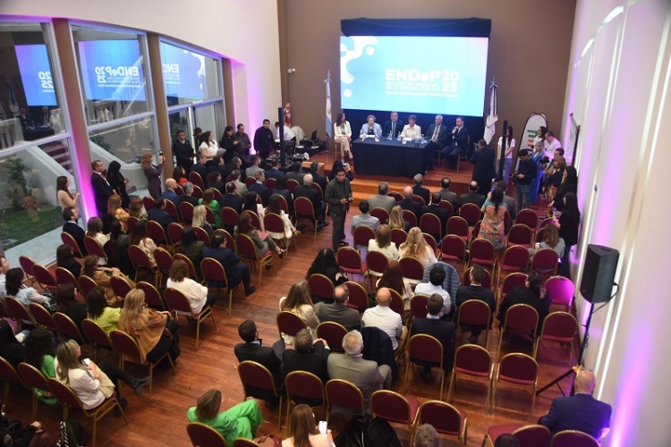 El Vicegobernador acompa&ntilde;&oacute; la apertura del Encuentro Nacional de la Defensa P&uacute;blica en Jujuy