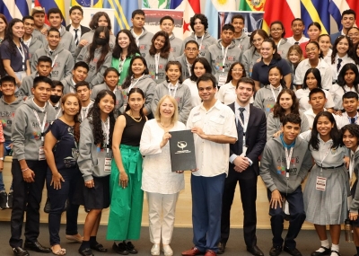 Entregan resoluciones al Parlatino tras debates de la juventud