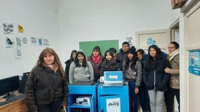 PROMACE: Instituciones educativas reciben con entusiasmo Aulas Digitales M&oacute;viles
